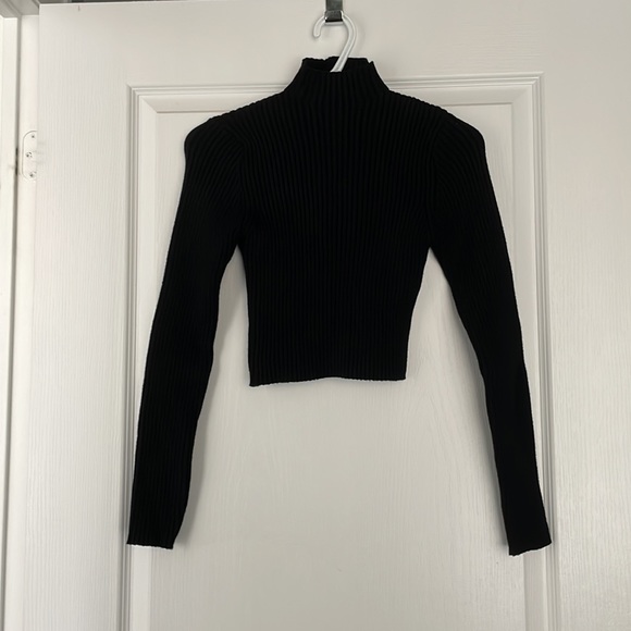 NWT- Zara Black Cropped Sweater High Collar - Picture 10 of 11